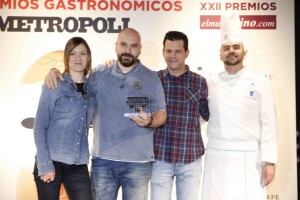 César Martín con su equipo (LaKasa de César Martín) premio Cocinero en Progresión