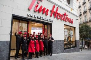El team de Tim en el primer local