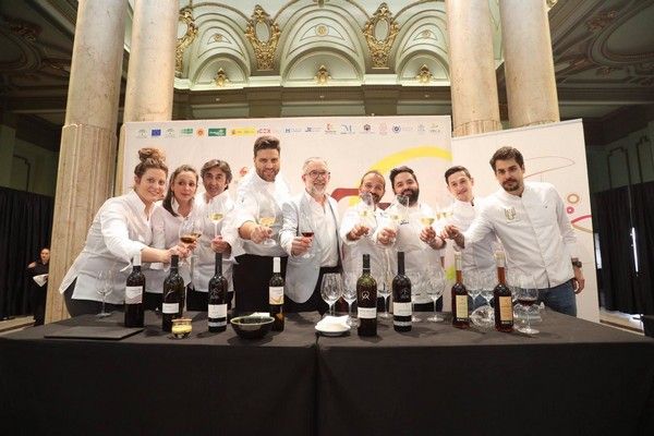 Pepe Ferrer junto a los chef Estrella MichelÃ­n